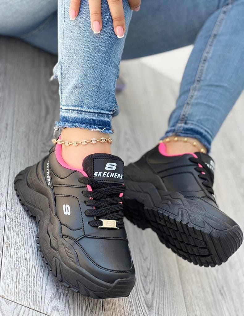 SKECHERS